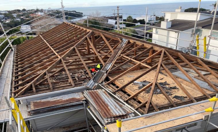Murrays Bay Roof Removal Project